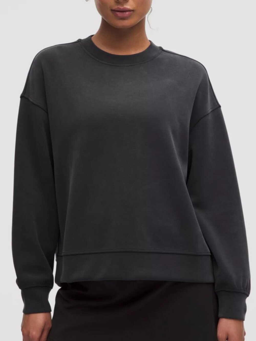Lululemon • Softstreme Crewneck Oversized Pullover Sweatshirt in Black • Size 12